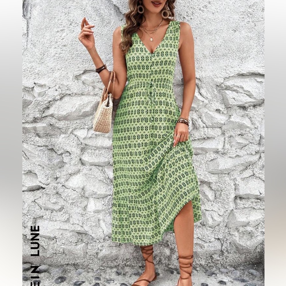 SHEIN LUNE Women Fashionable Printed Sleeveless V-Neck Dress Green 8/10 … - Picture 3 of 12
